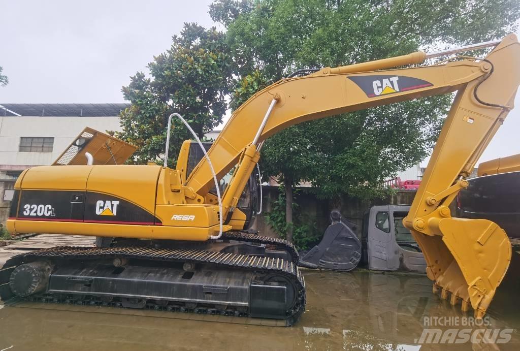 CAT 320 C Гусеничні екскаватори