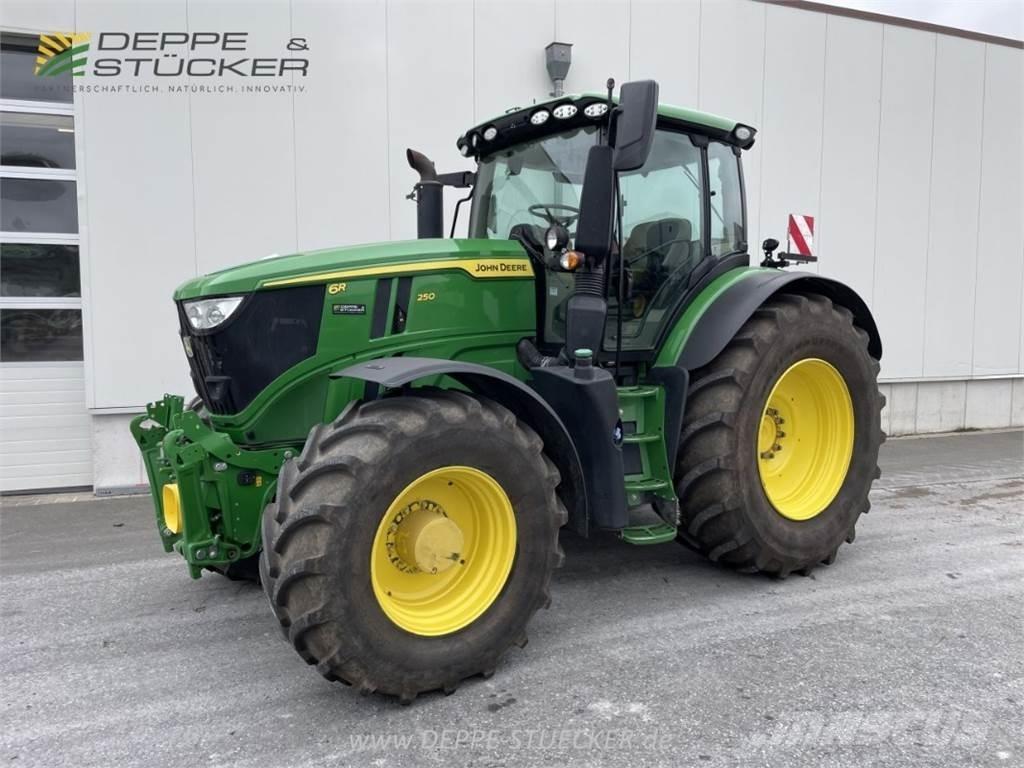 John Deere 6R 250 Трактори