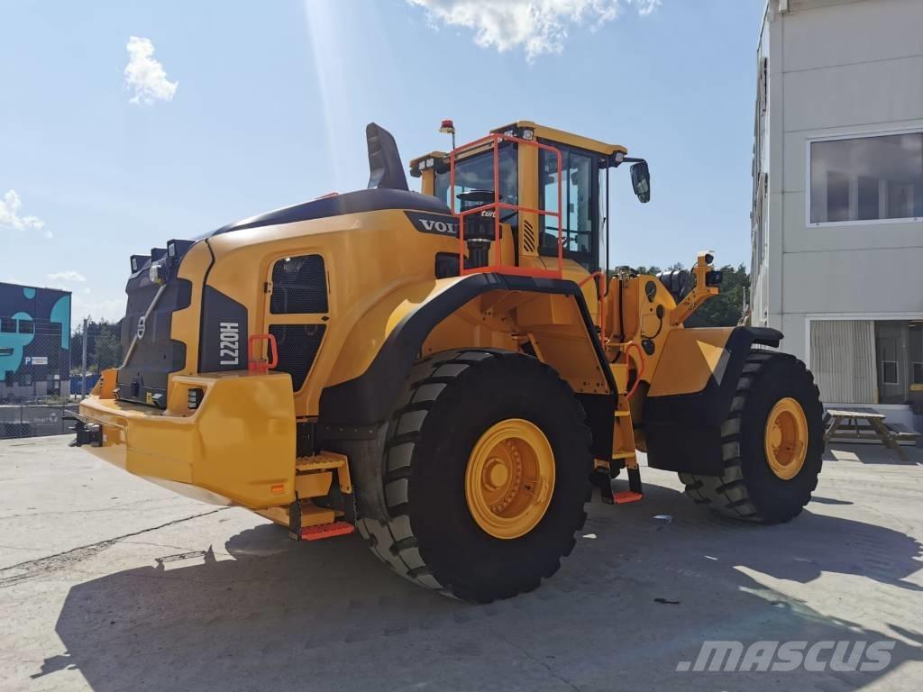 Volvo L 220 H Фронтальні навантажувачі