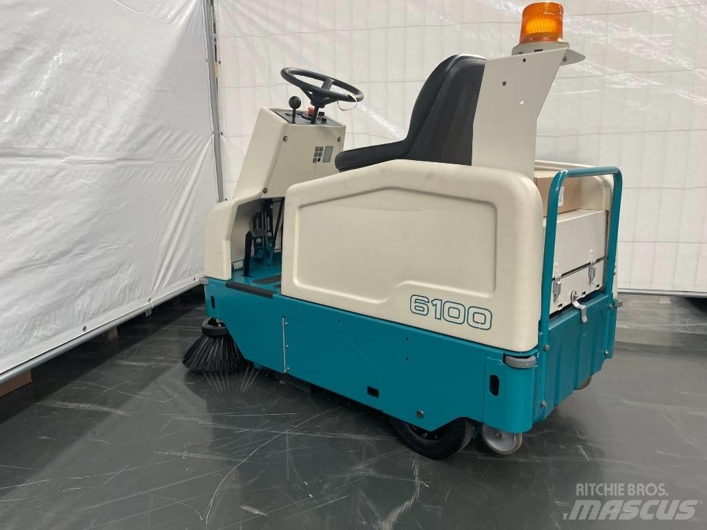 Tennant 6100 Підмітальні машини
