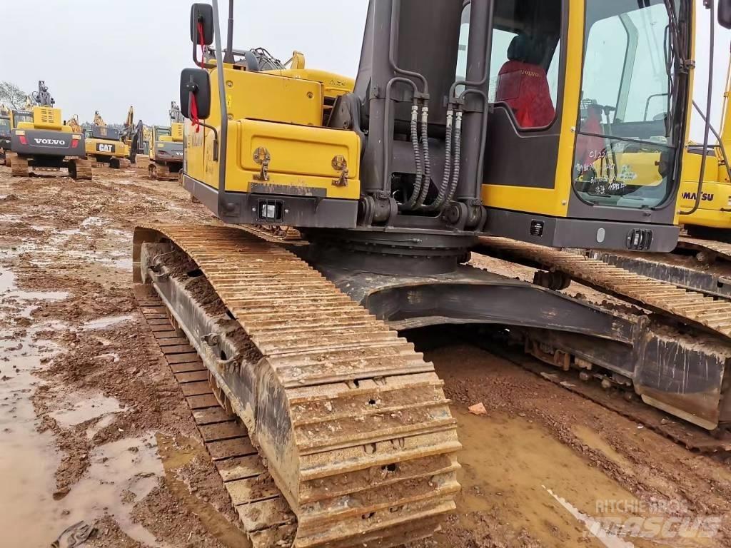 Volvo EC 240 B LC Гусеничні екскаватори