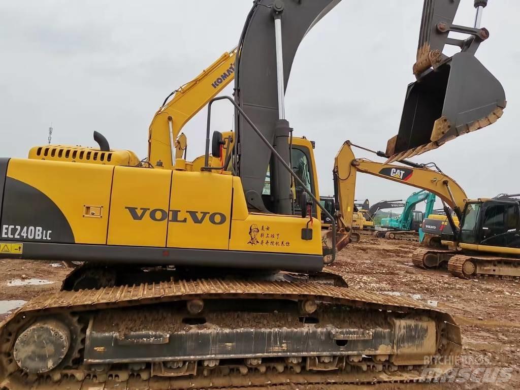 Volvo EC 240 B LC Гусеничні екскаватори
