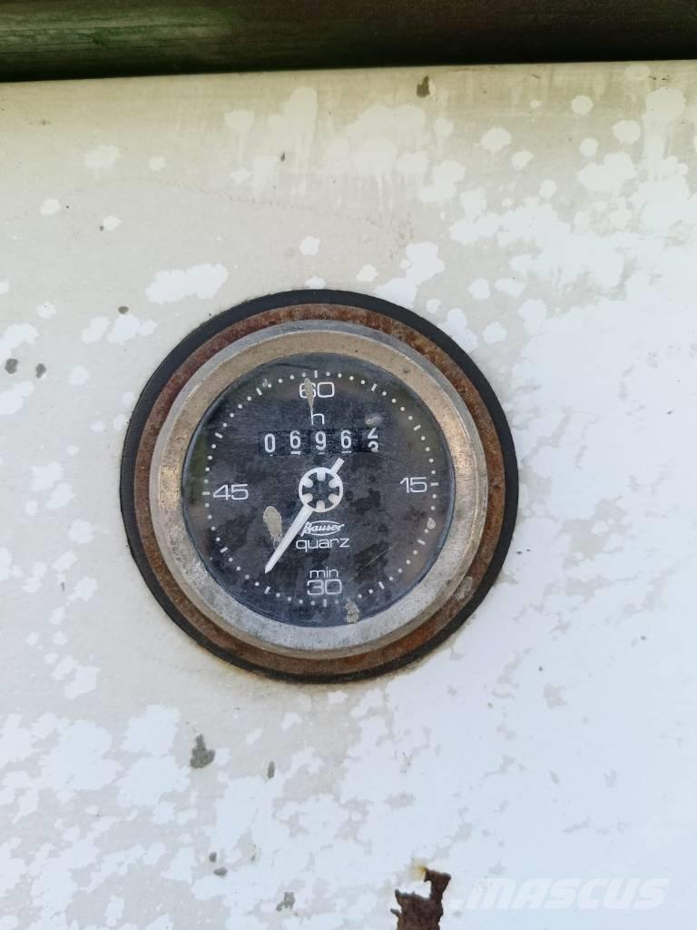 Mercedes-Benz 4143 Бетононасоси