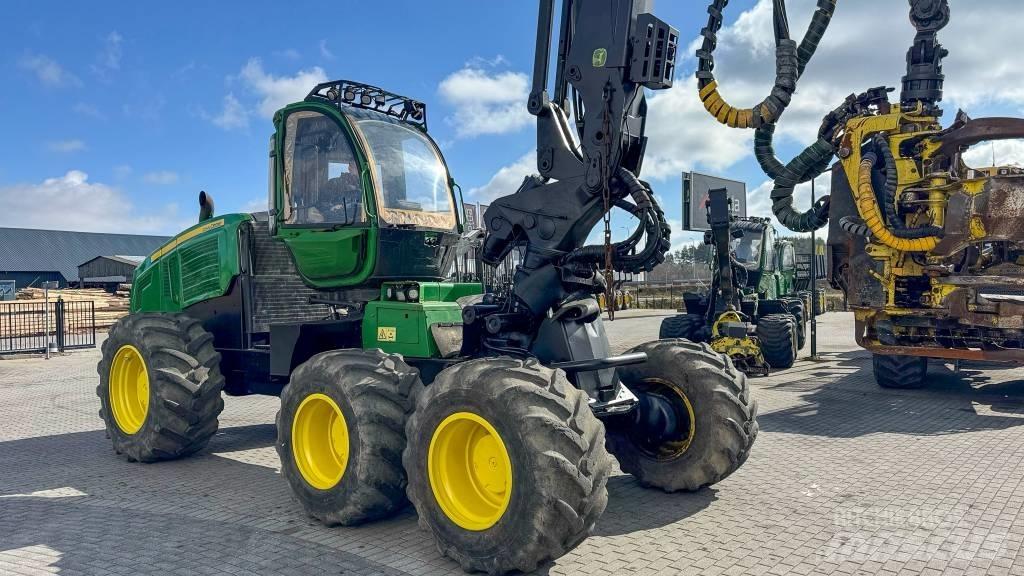 John Deere 1270 E Харвестери