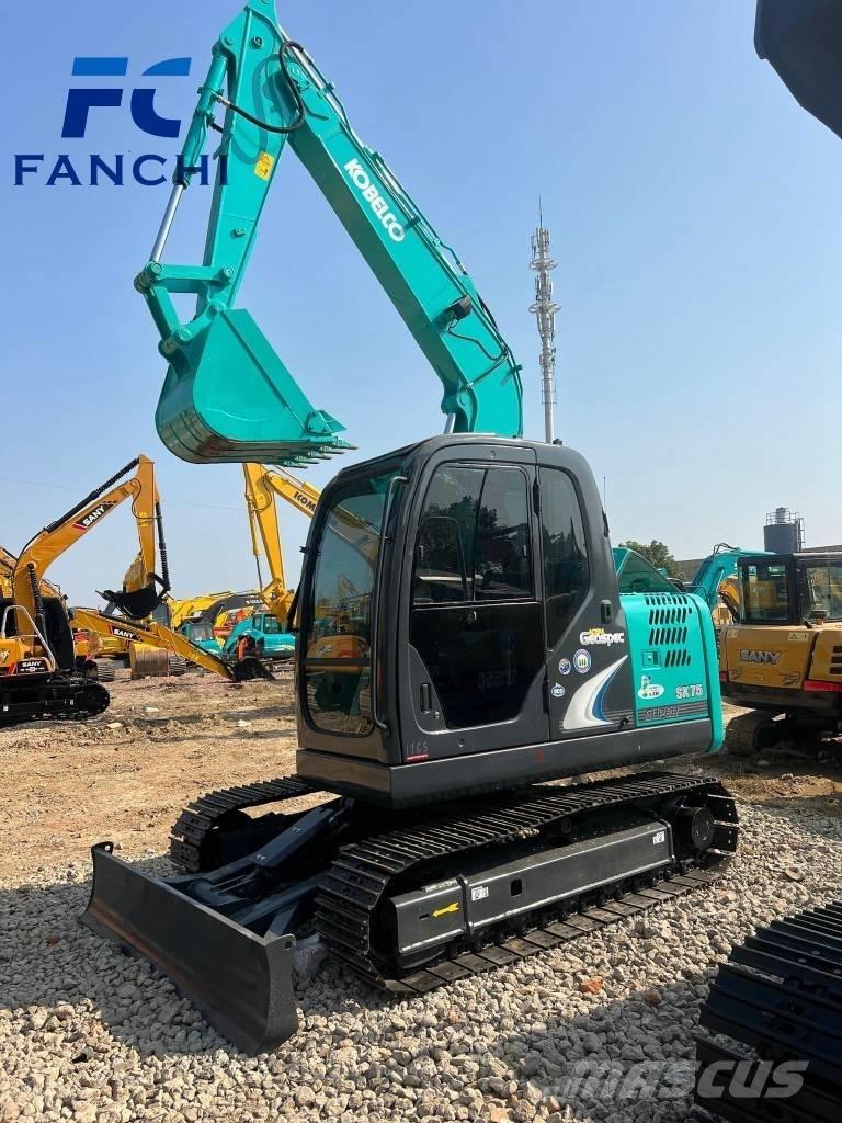 Kobelco SK 75 SR Гусеничні екскаватори
