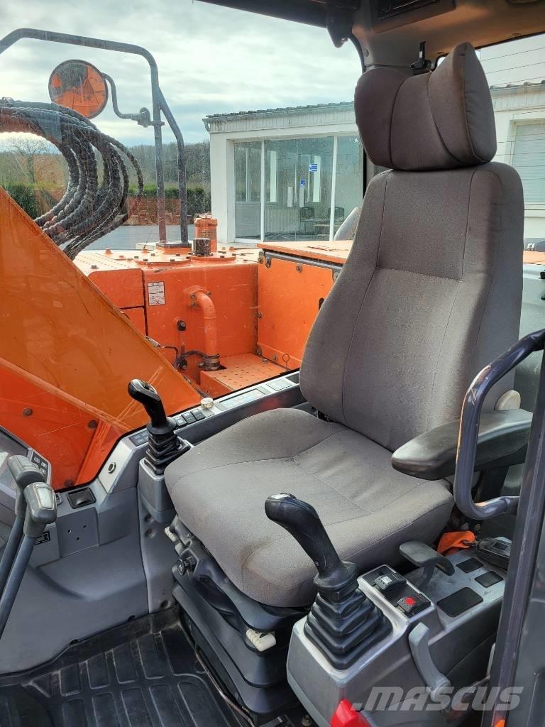 Doosan DX 140 LCR-3 Гусеничні екскаватори