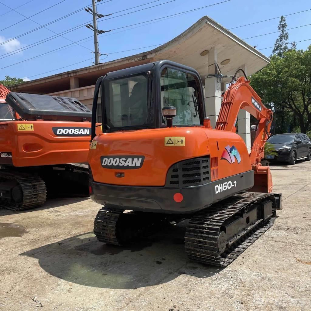 Doosan DH60-7 Міні-екскаватори < 7т