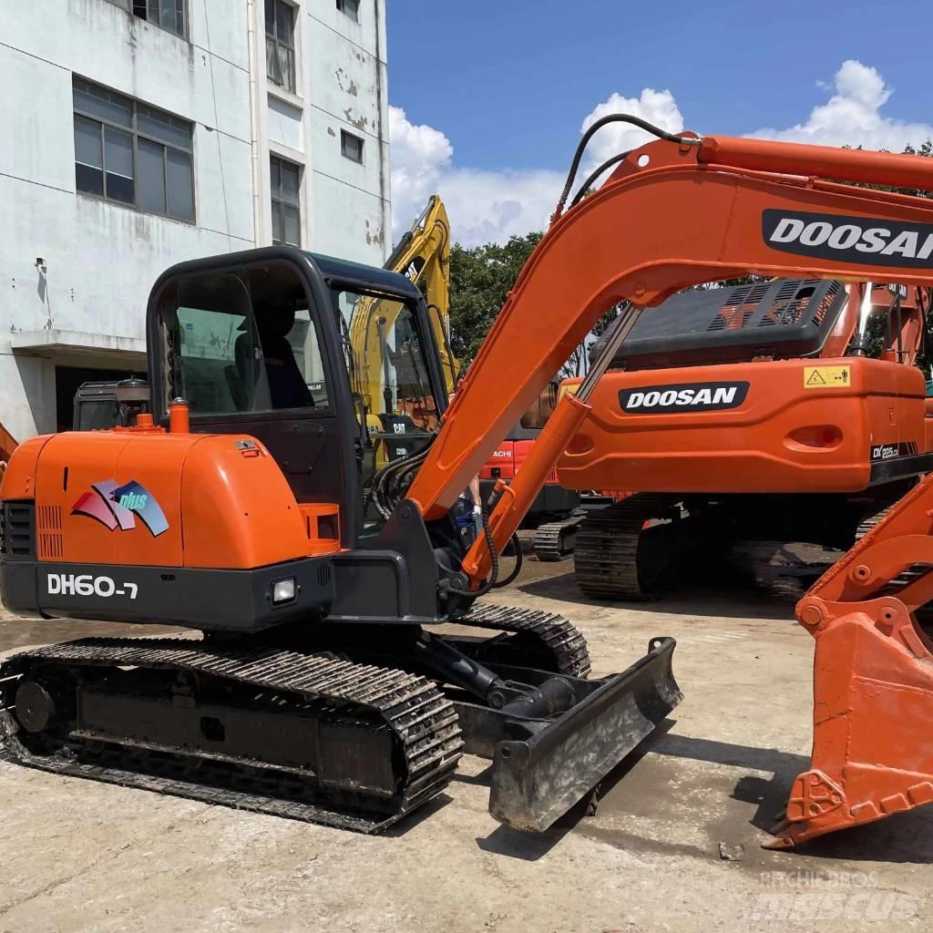 Doosan DH60-7 Міні-екскаватори < 7т