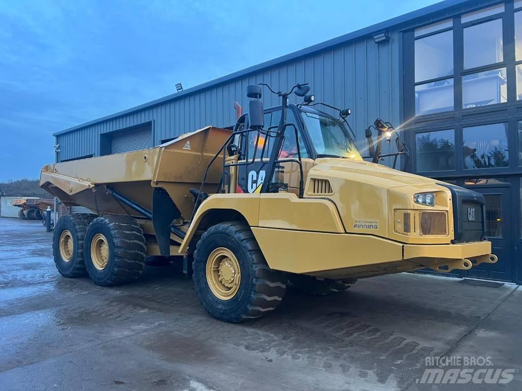 CAT 730 C Зчленовані самоскиди