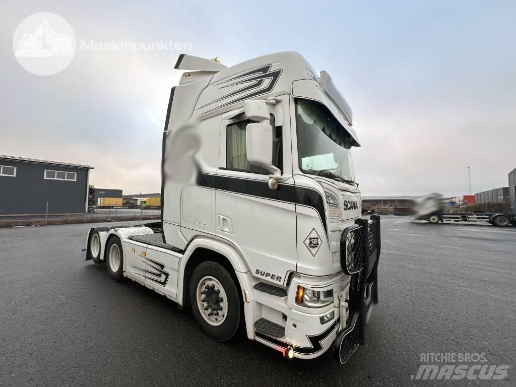 Scania R 540 Тягачі