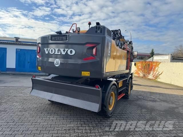 Volvo EW180E Колісні екскаватори