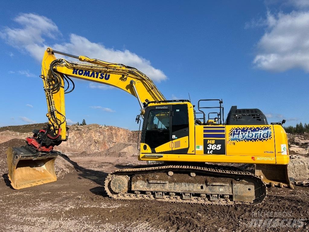 Komatsu HB 365LC-3E0 Гусеничні екскаватори