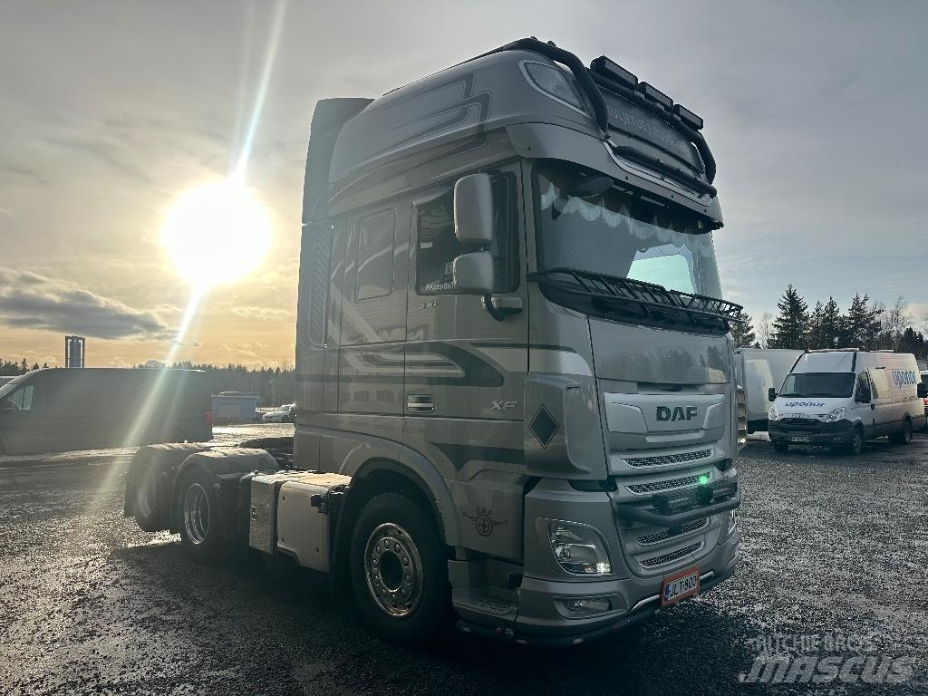 DAF XF 530 Тягачі
