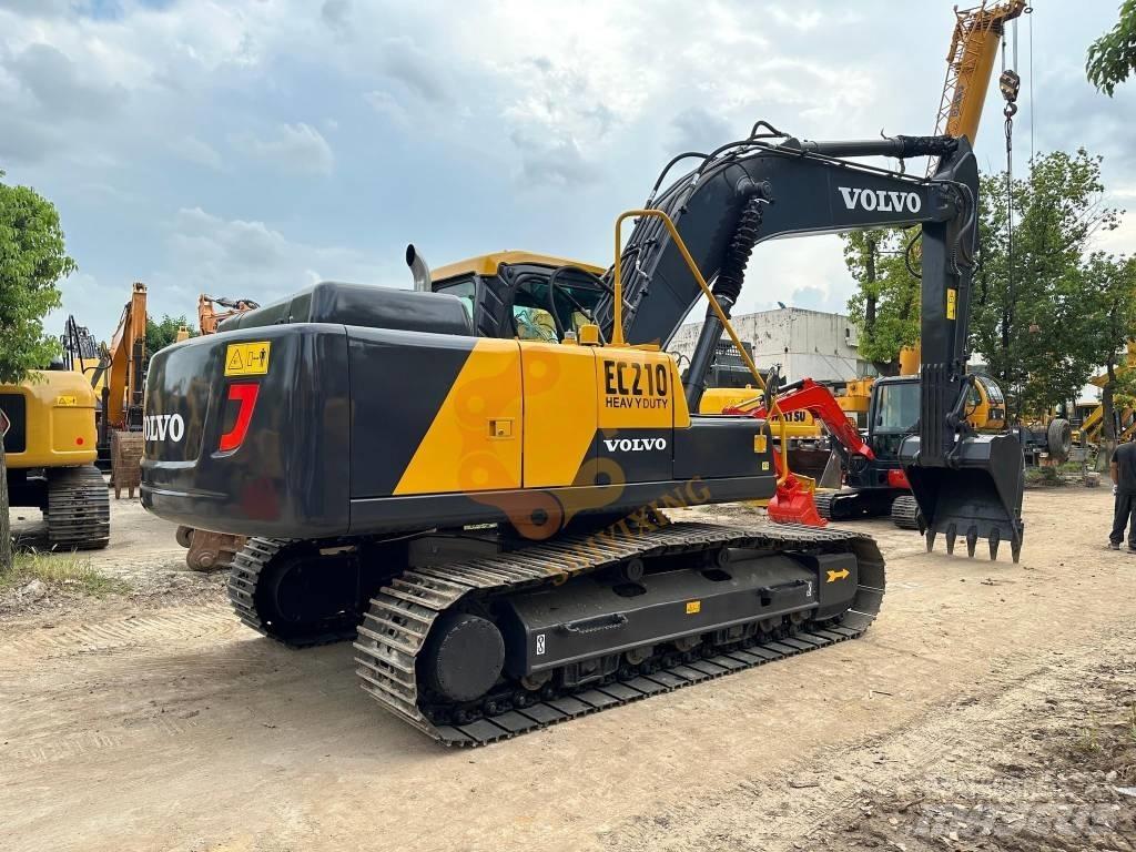 Volvo EC 210 B LC Гусеничні екскаватори