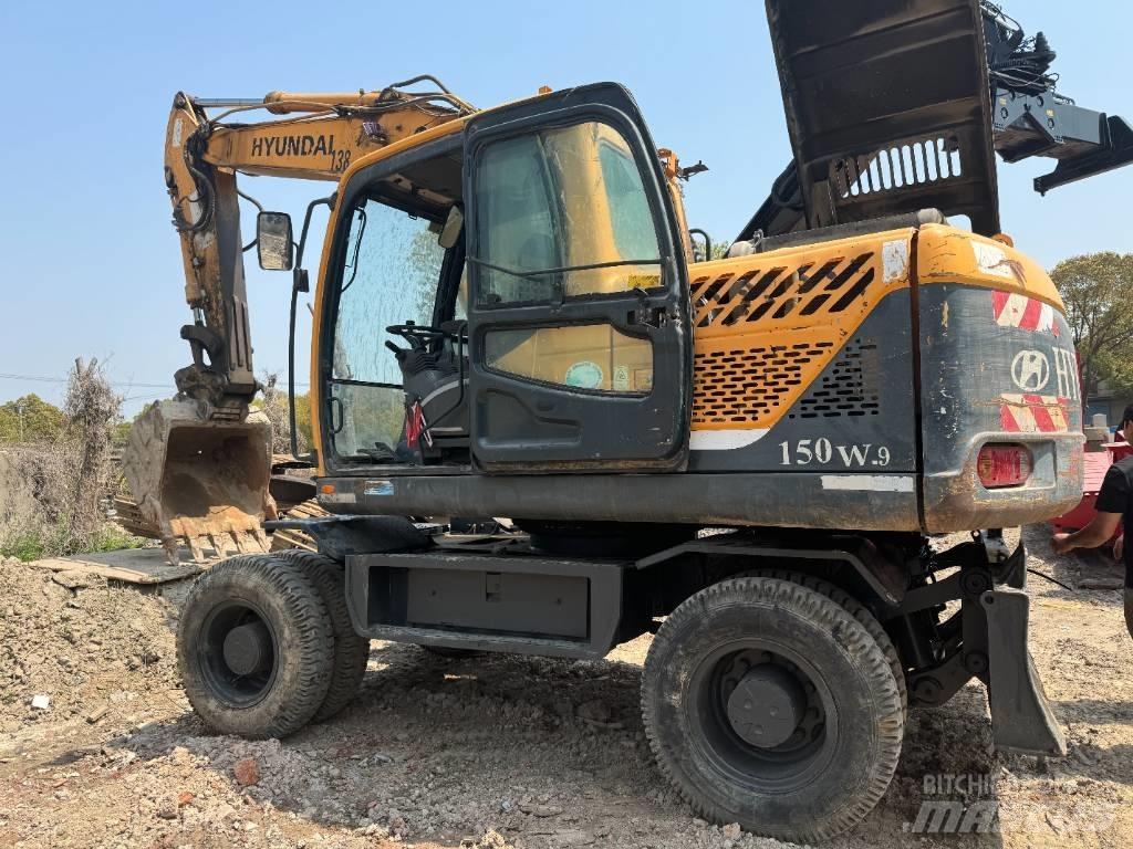 Hyundai R150W-9 Колісні екскаватори