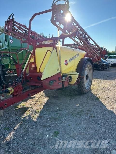 Hardi Navigator 3000 Причіпні обприскувачі