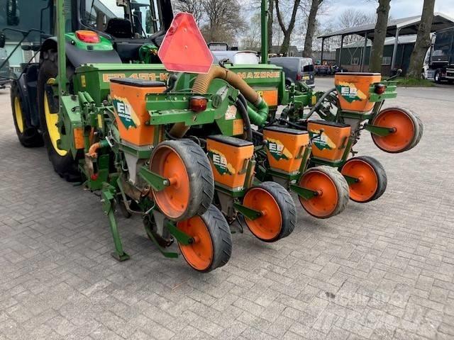 Amazone 451k Високоточні сівалки