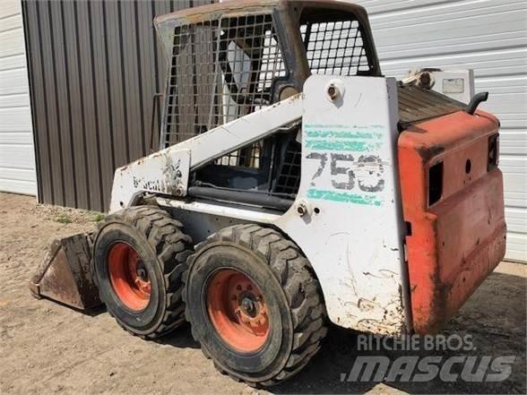 Bobcat 753 Міні-навантажувачі