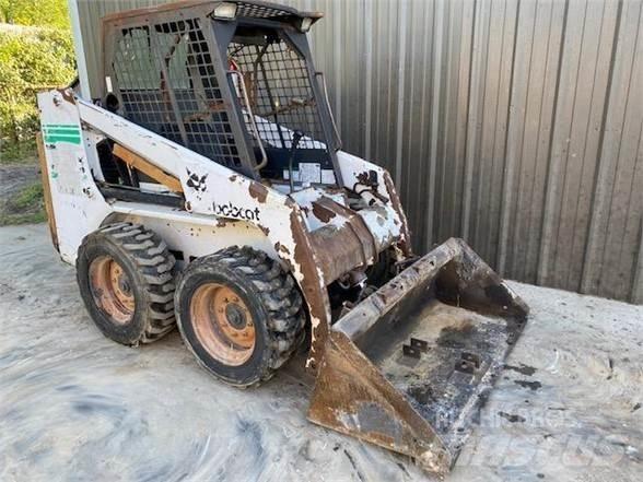 Bobcat 753 Міні-навантажувачі