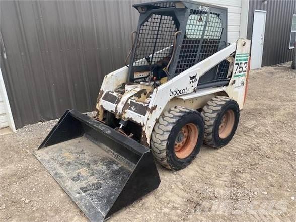 Bobcat 753 Міні-навантажувачі