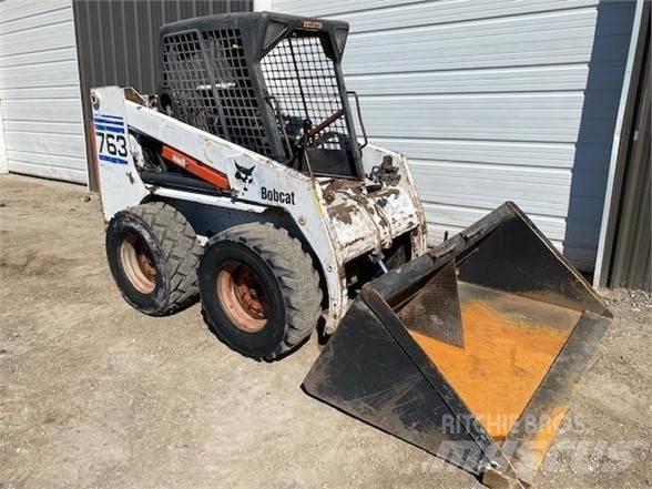 Bobcat 763 Міні-навантажувачі
