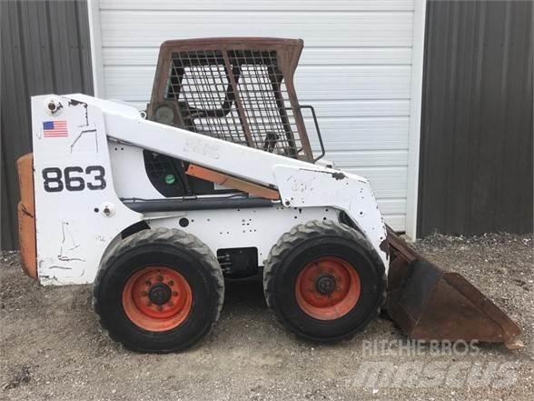 Bobcat 863 Міні-навантажувачі