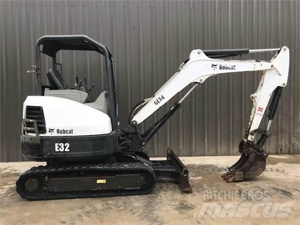 Bobcat E32M Міні-екскаватори < 7т