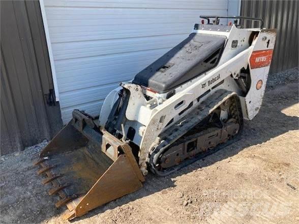 Bobcat MT85 Міні-навантажувачі