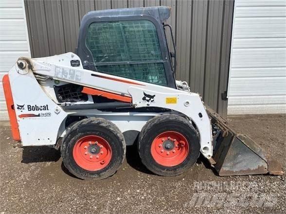 Bobcat S450 Міні-навантажувачі