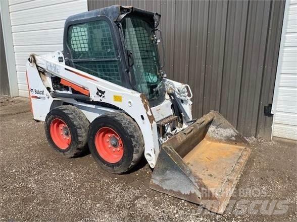 Bobcat S450 Міні-навантажувачі