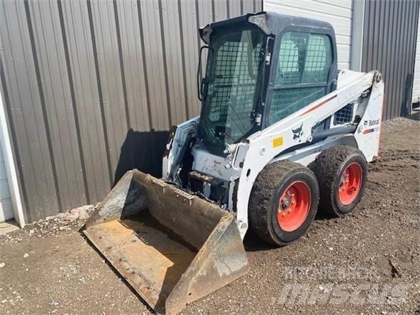 Bobcat S450 Міні-навантажувачі