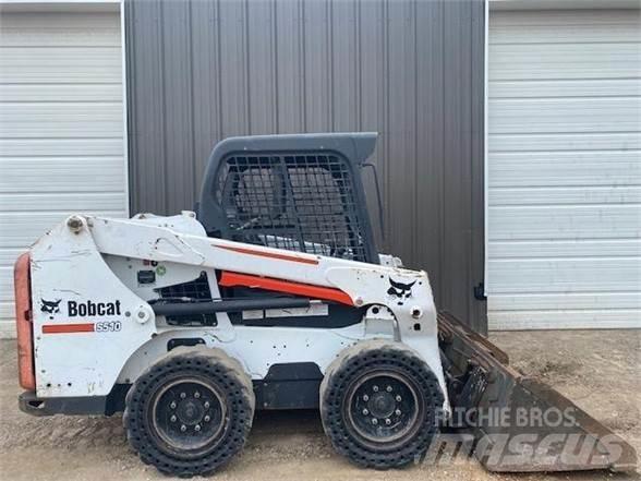 Bobcat S510 Міні-навантажувачі