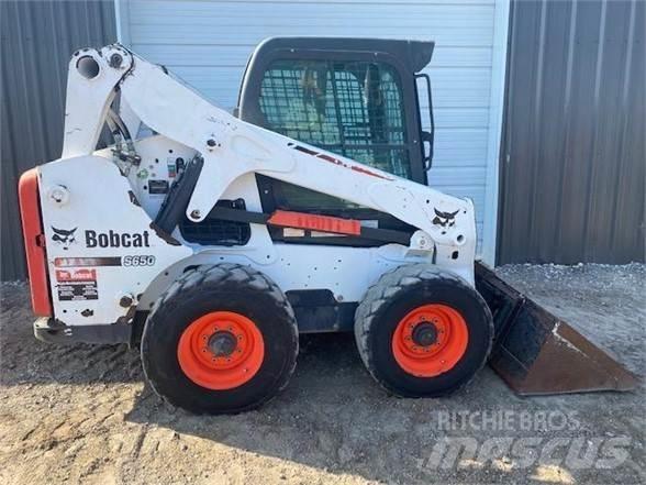 Bobcat S650 Міні-навантажувачі