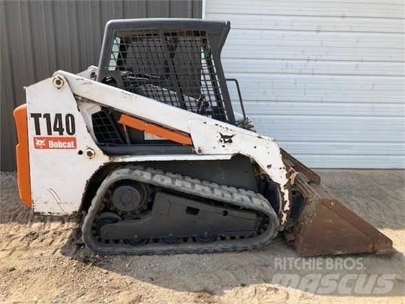 Bobcat T140 Міні-навантажувачі