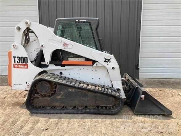 Bobcat T300 Міні-навантажувачі