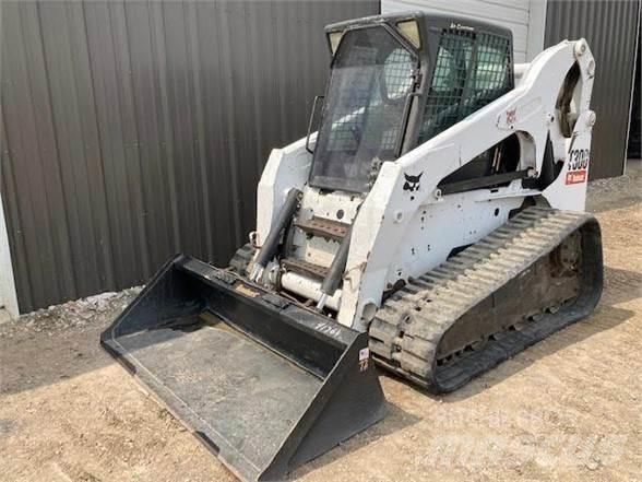 Bobcat T300 Міні-навантажувачі
