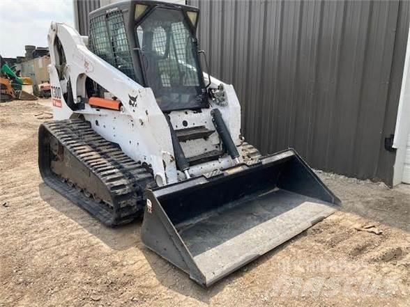 Bobcat T300 Міні-навантажувачі