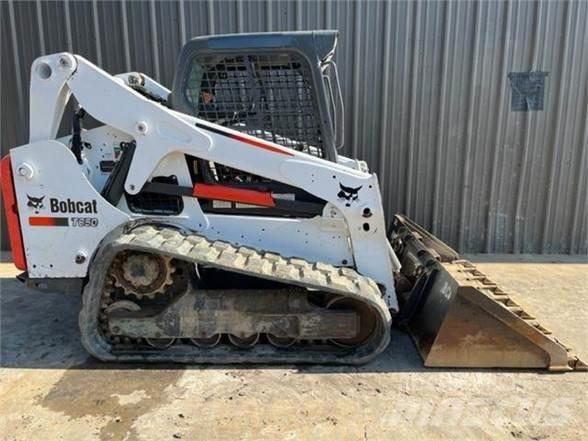 Bobcat T650 Міні-навантажувачі