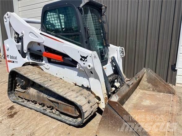 Bobcat T750 Міні-навантажувачі
