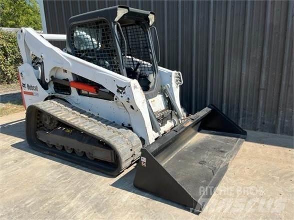 Bobcat T750 Міні-навантажувачі