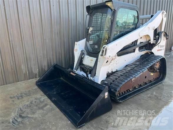 Bobcat T750 Міні-навантажувачі