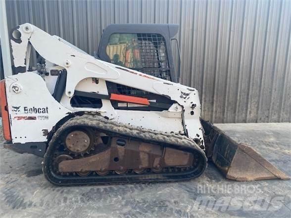 Bobcat T770 Міні-навантажувачі