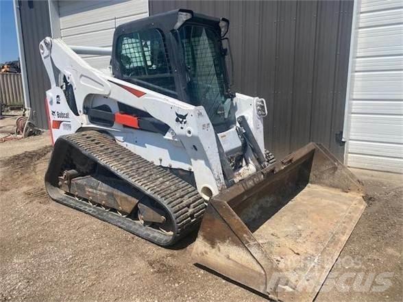 Bobcat T870 Міні-навантажувачі