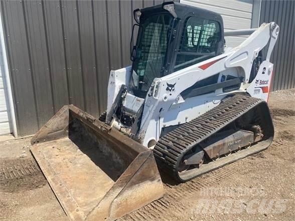 Bobcat T870 Міні-навантажувачі