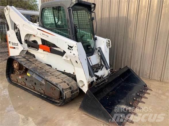 Bobcat T870 Міні-навантажувачі