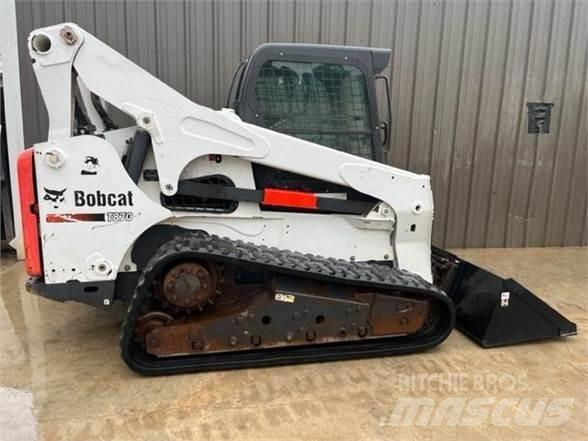 Bobcat T870 Міні-навантажувачі
