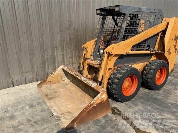 CASE 40XT Міні-навантажувачі