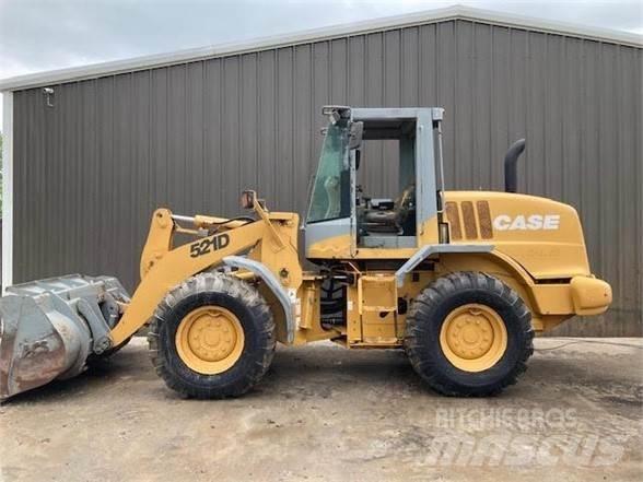 CASE 521D Фронтальні навантажувачі