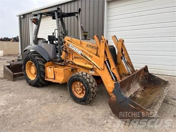 CASE 570M XT Фронтальні навантажувачі