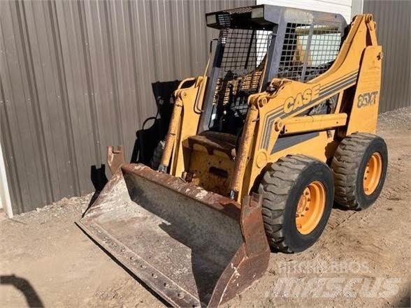 CASE 85XT Міні-навантажувачі